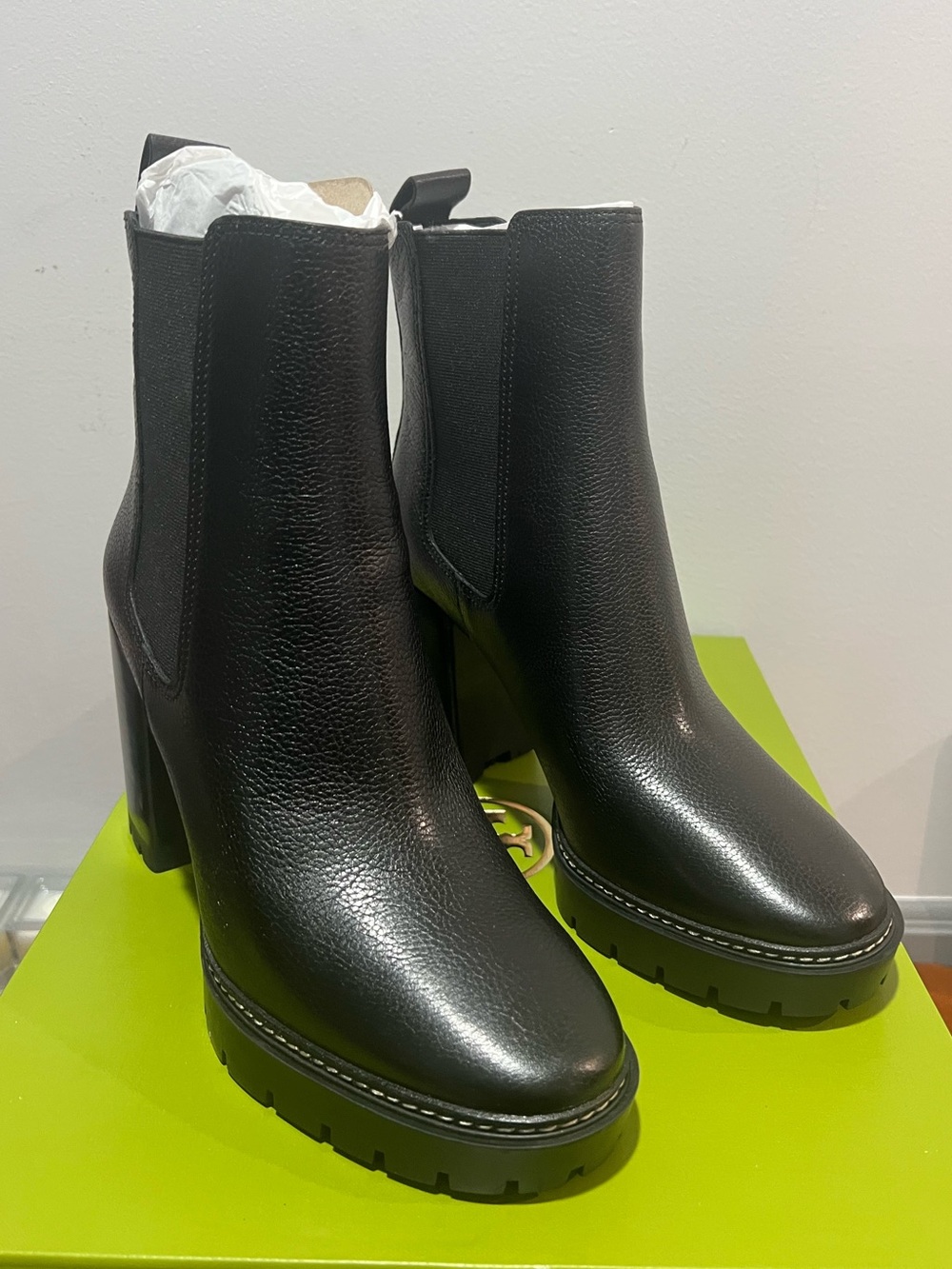 Tory Burch Carson Lug Sole Ankle Boot (Brand new, Womanโs 10)